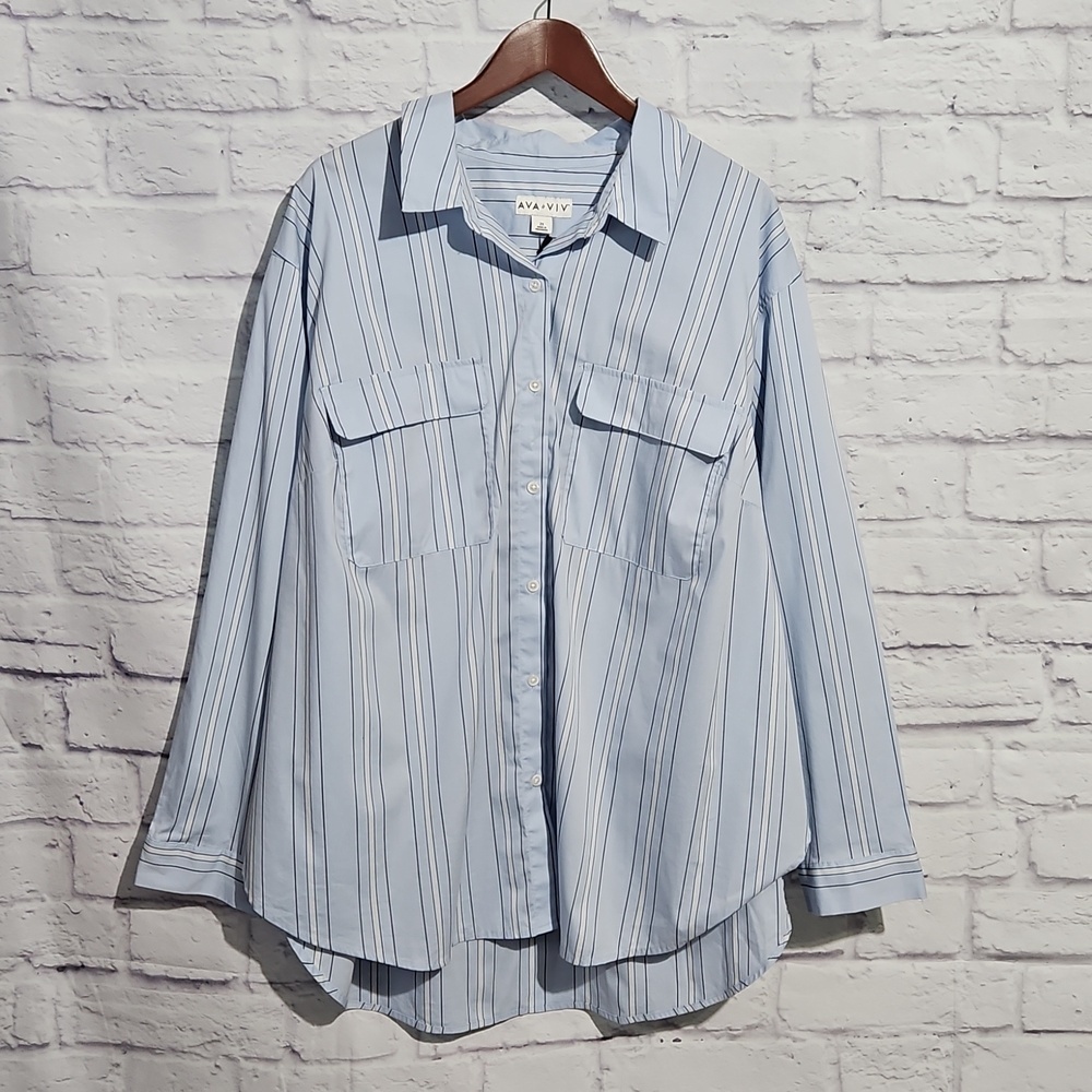 Ava & Viv Women's Light Blue Striped Button Down Shirt